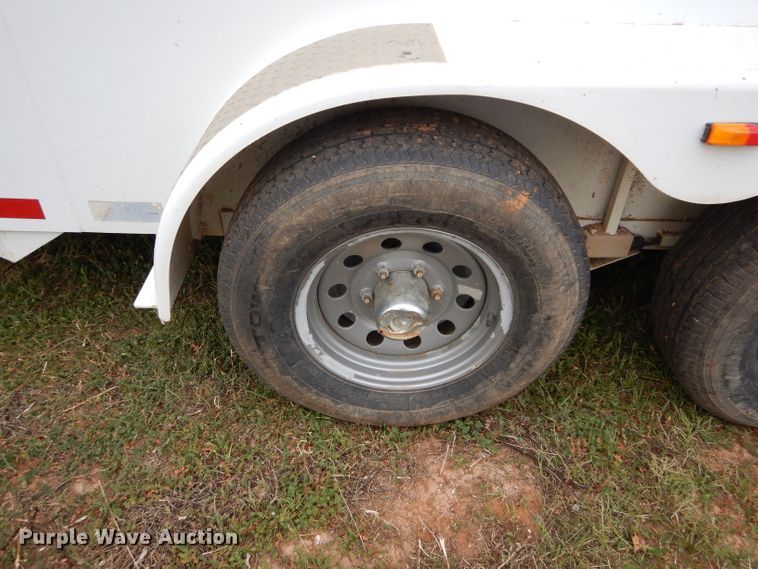 image for item FK9934 2015 CM CMC5240-1400252 enclosed cargo trailer