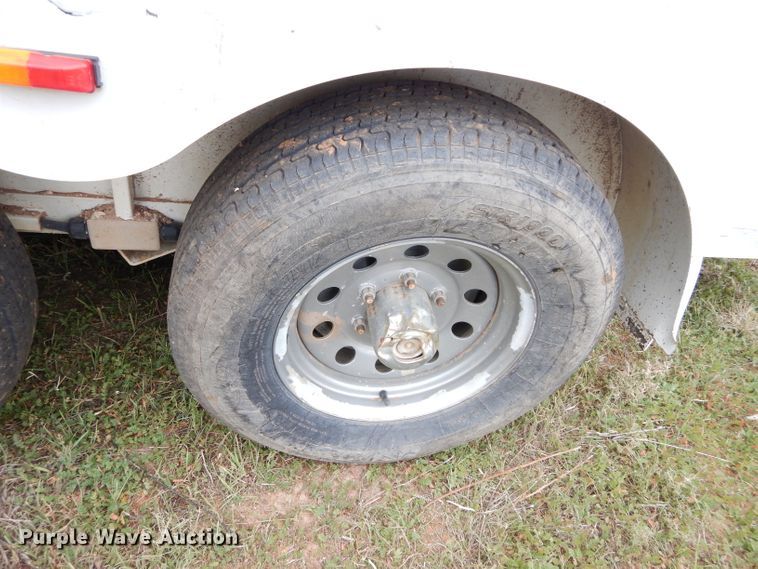 image for item FK9934 2015 CM CMC5240-1400252 enclosed cargo trailer