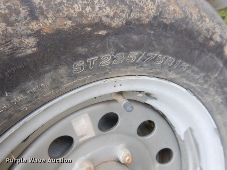 image for item FK9934 2015 CM CMC5240-1400252 enclosed cargo trailer