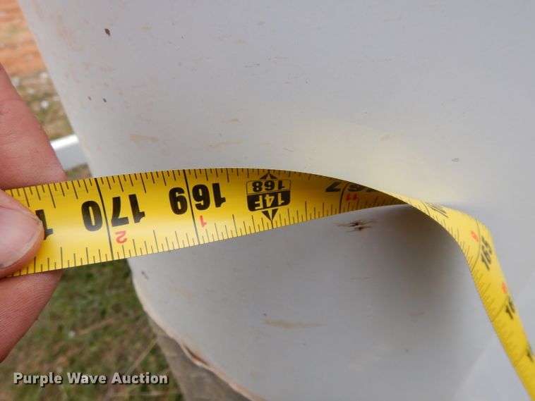 image for item FK9934 2015 CM CMC5240-1400252 enclosed cargo trailer