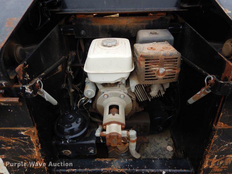 image for item FK9936 2007 Trail King TK110HDG-533 lowboy equipment trailer