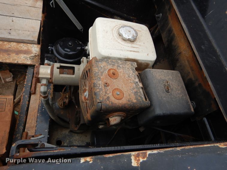 image for item FK9936 2007 Trail King TK110HDG-533 lowboy equipment trailer