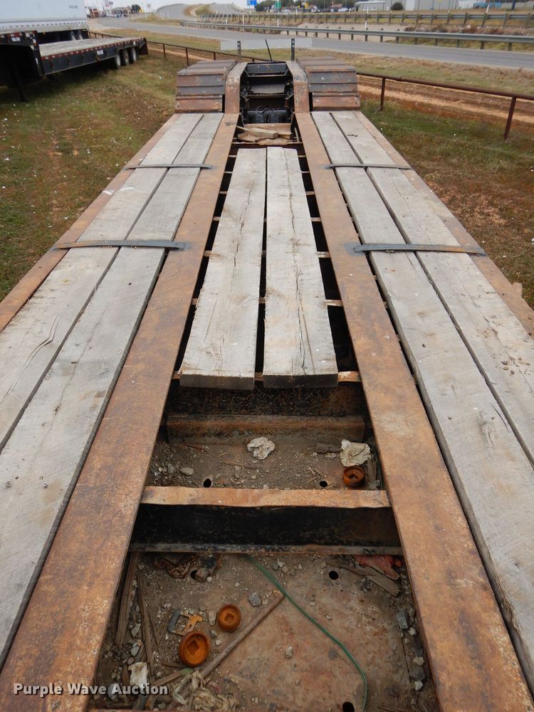 image for item FK9936 2007 Trail King TK110HDG-533 lowboy equipment trailer