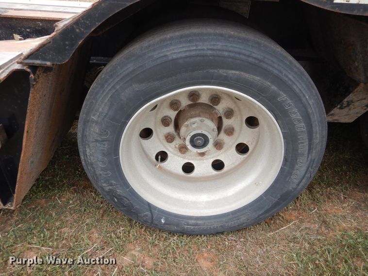 image for item FK9936 2007 Trail King TK110HDG-533 lowboy equipment trailer