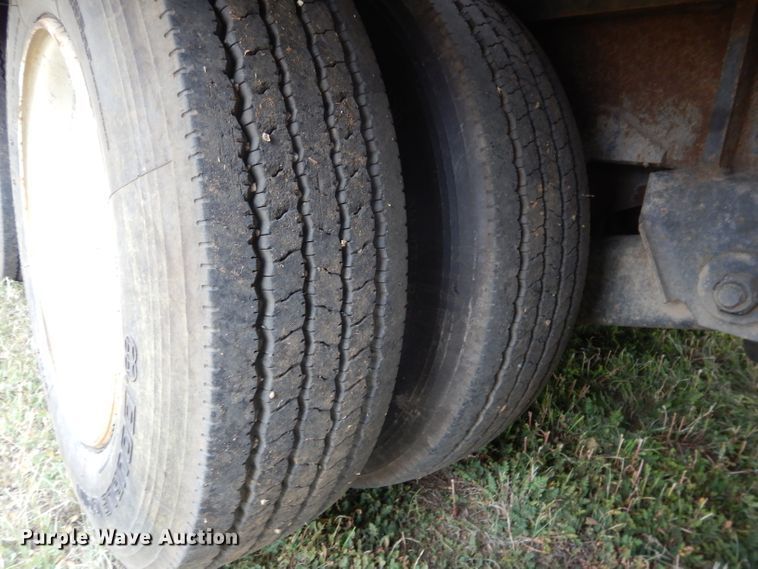 image for item FK9938 1999 Trail King TK110-SA-483 drop deck equipment trailer