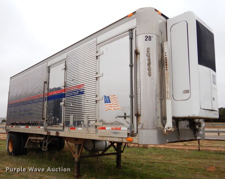 image for item FK9941 2003 Wabash refrigerated van trailer