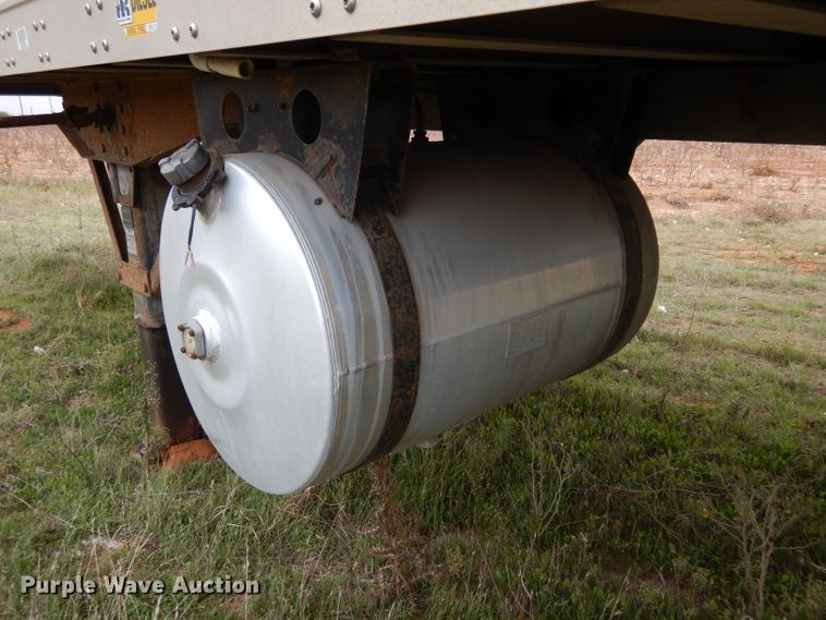 image for item FK9941 2003 Wabash refrigerated van trailer