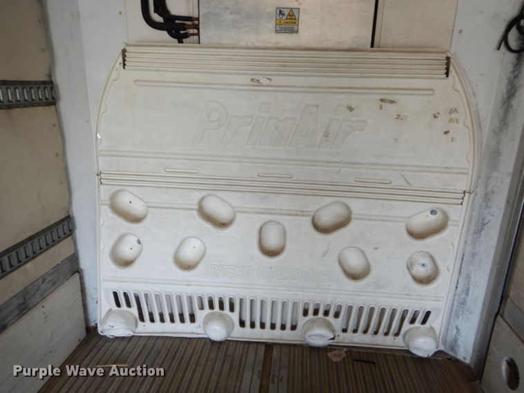 image for item FK9941 2003 Wabash refrigerated van trailer