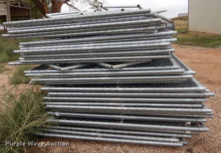 image for item FK9943 (42) chainlink fence panels