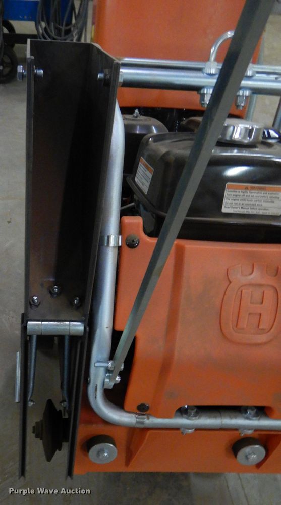 image for item FK9953 Husqvarna FS413 concrete saw