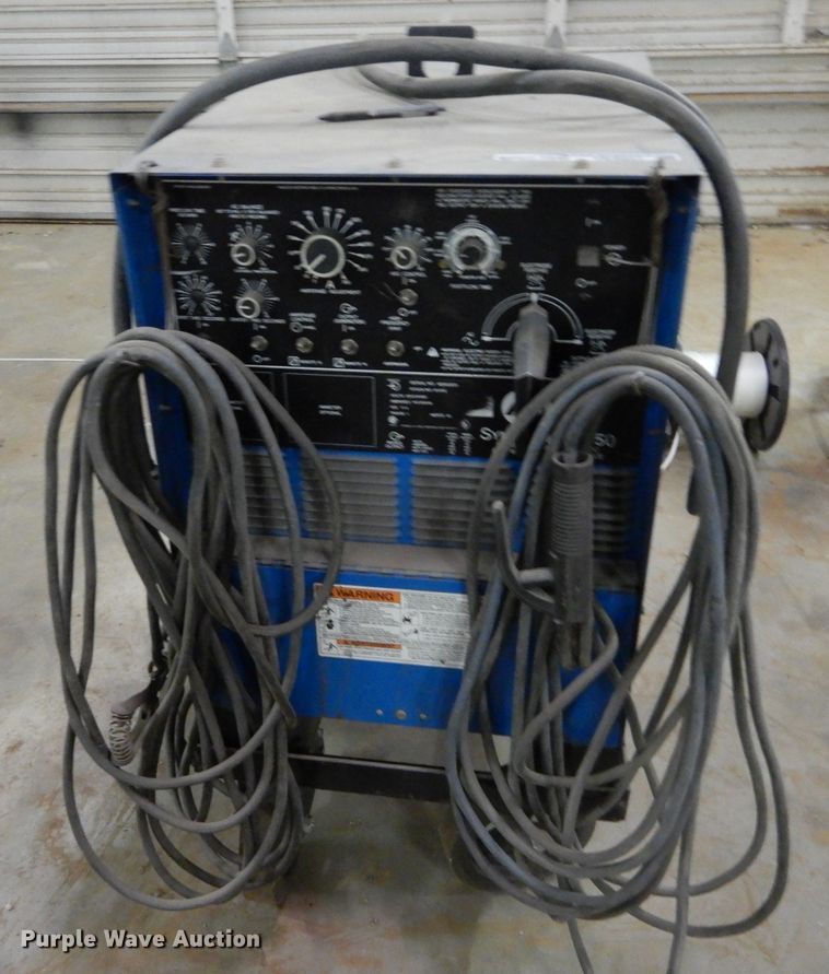 image for item FK9957 Miller Syncrowave 250 welder