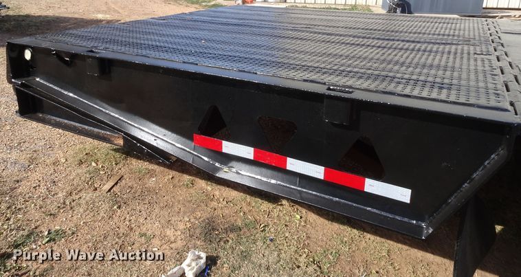 image for item FK9961 1999 Trail King TK70HT-532 drop deck equipment trailer