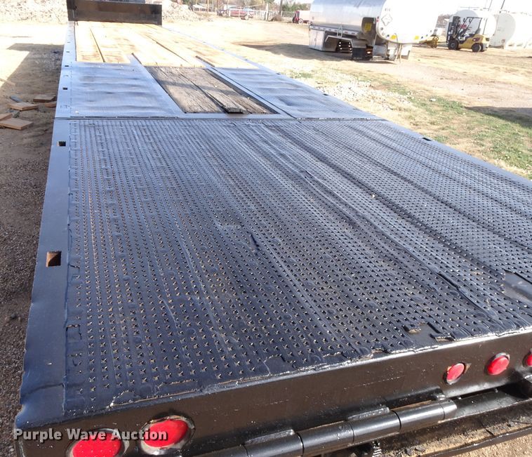 image for item FK9961 1999 Trail King TK70HT-532 drop deck equipment trailer
