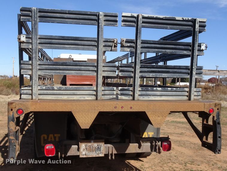 image for item GC9092 2008 Peterbilt 367 flatbed truck