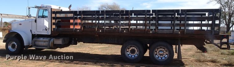 image for item GC9092 2008 Peterbilt 367 flatbed truck