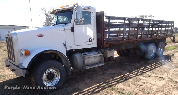 image for item GC9092 2008 Peterbilt 367 flatbed truck