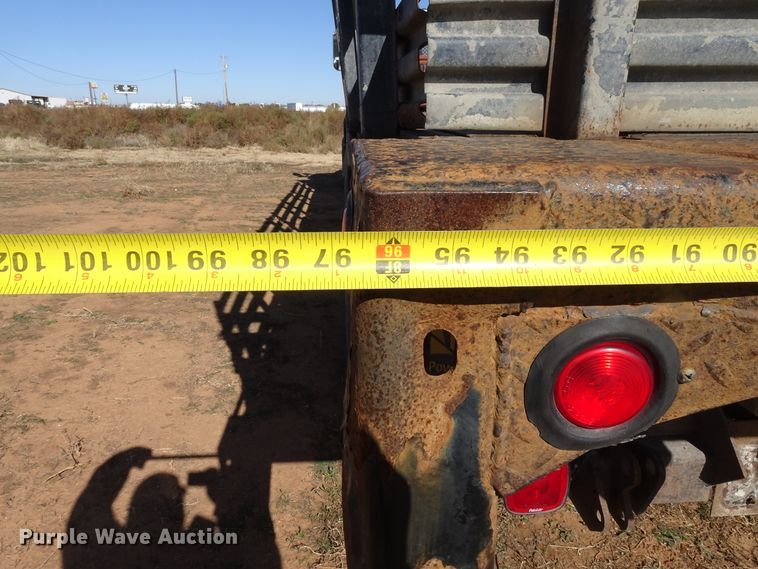 image for item GC9092 2008 Peterbilt 367 flatbed truck