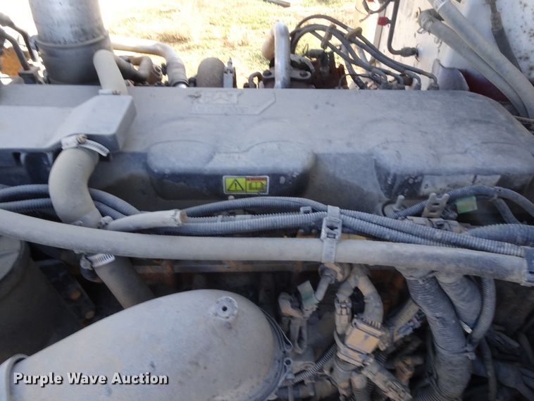 image for item GC9092 2008 Peterbilt 367 flatbed truck