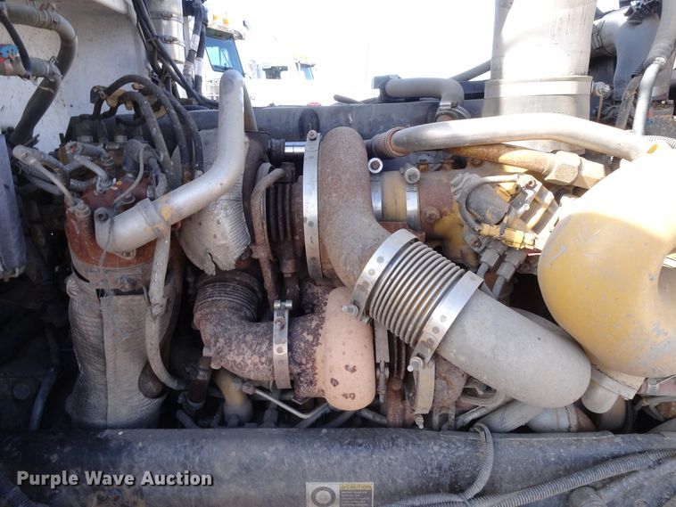 image for item GC9092 2008 Peterbilt 367 flatbed truck