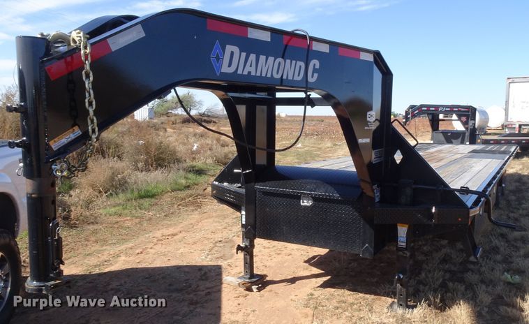 image for item GC9093 2018 Diamond C equipment trailer