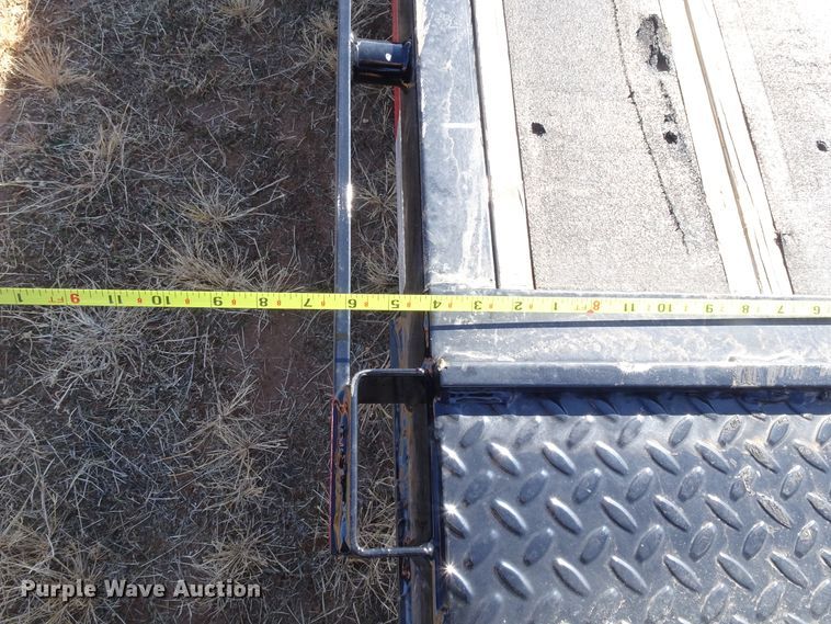 image for item GC9093 2018 Diamond C equipment trailer