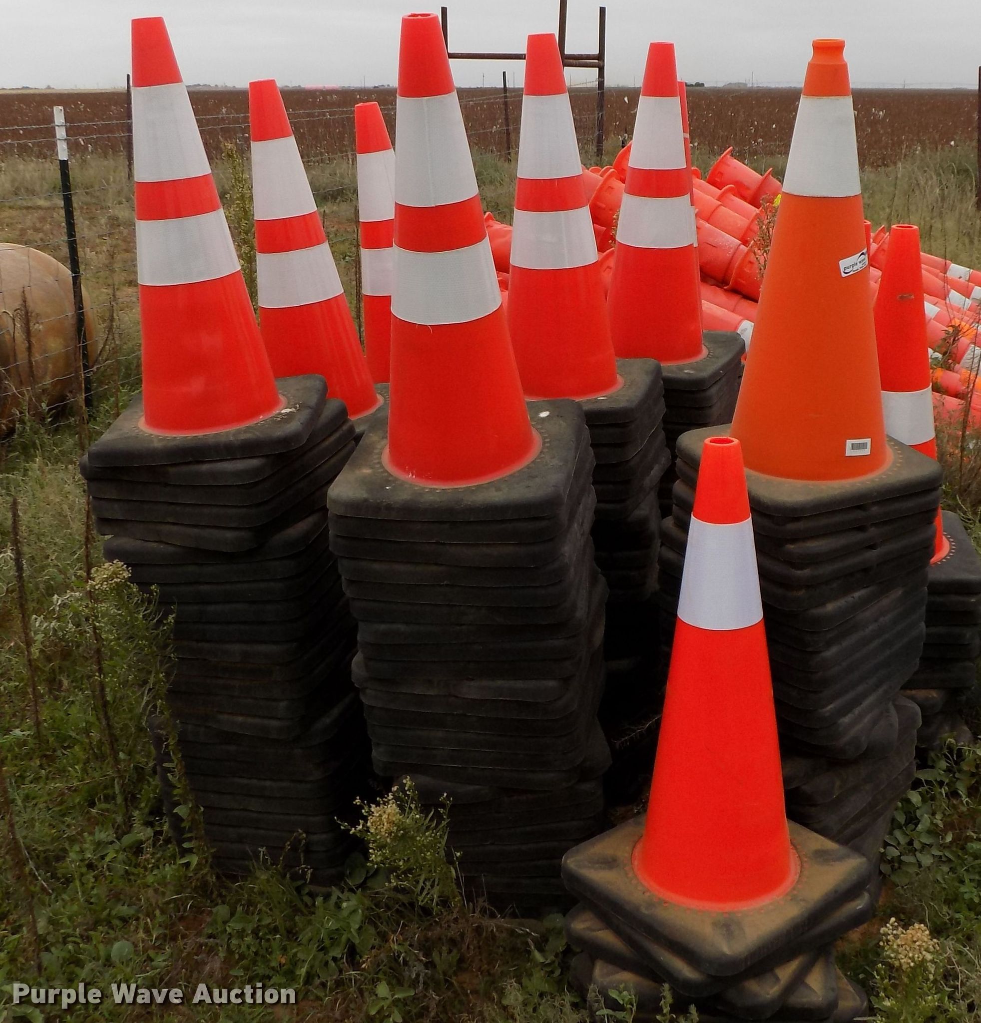 Road safety equipment in Slaton, TX Item FK9960 sold Purple Wave