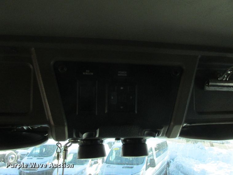 image for item DA8336 2006 Kenworth T600 semi truck