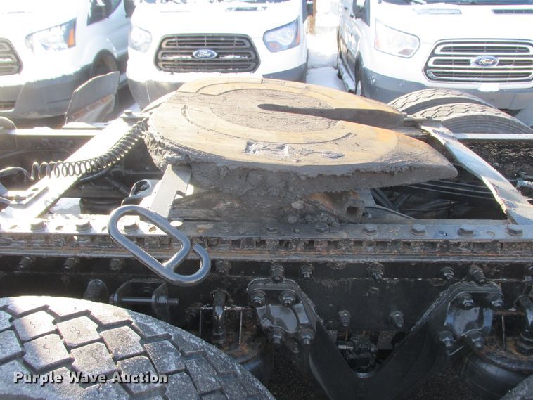 image for item DA8336 2006 Kenworth T600 semi truck