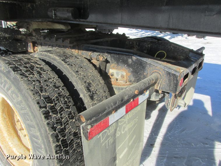 image for item DA8338 2007 Sterling A-Line semi truck