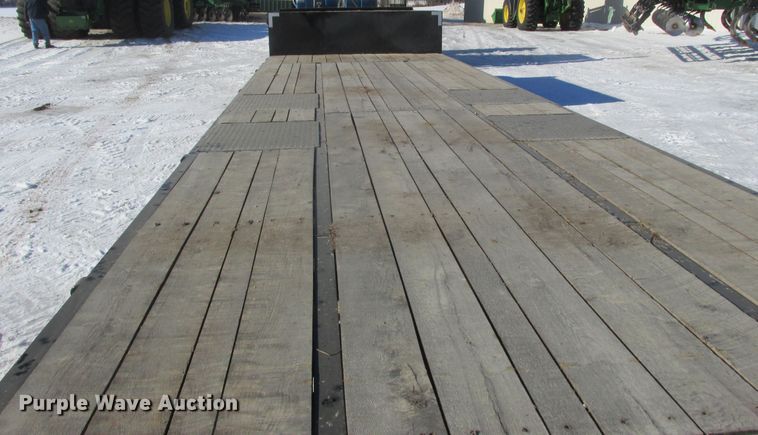 image for item DA8339 2018 Towmaster T-40T tilt deck equipment trailer