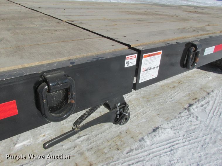image for item DA8339 2018 Towmaster T-40T tilt deck equipment trailer