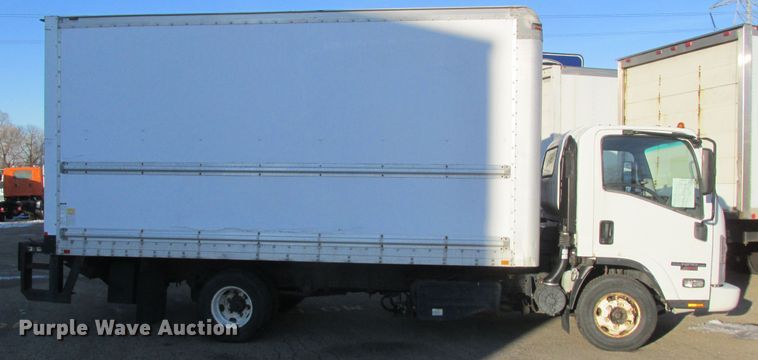 image for item DA8340 2011 Isuzu NPR HD box truck