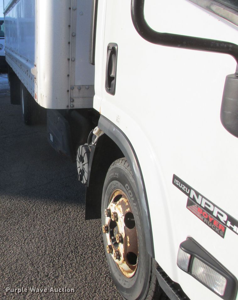 image for item DA8340 2011 Isuzu NPR HD box truck