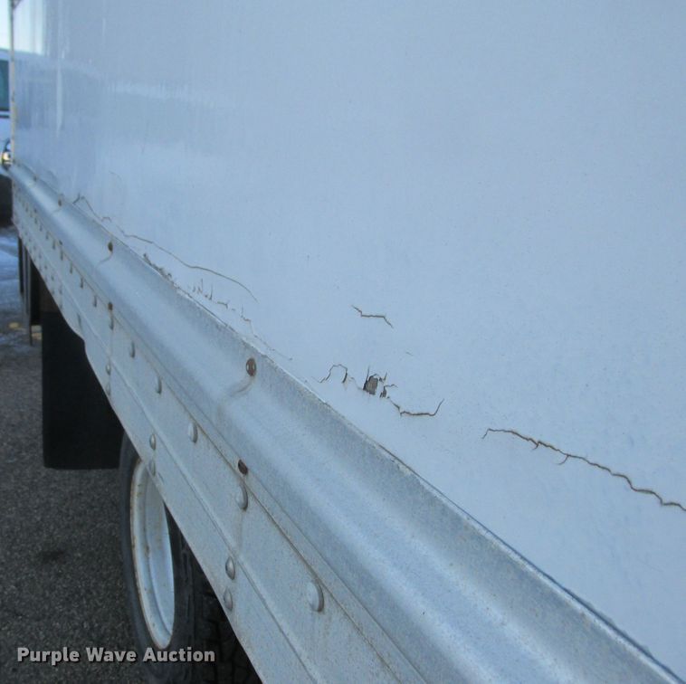 image for item DA8340 2011 Isuzu NPR HD box truck