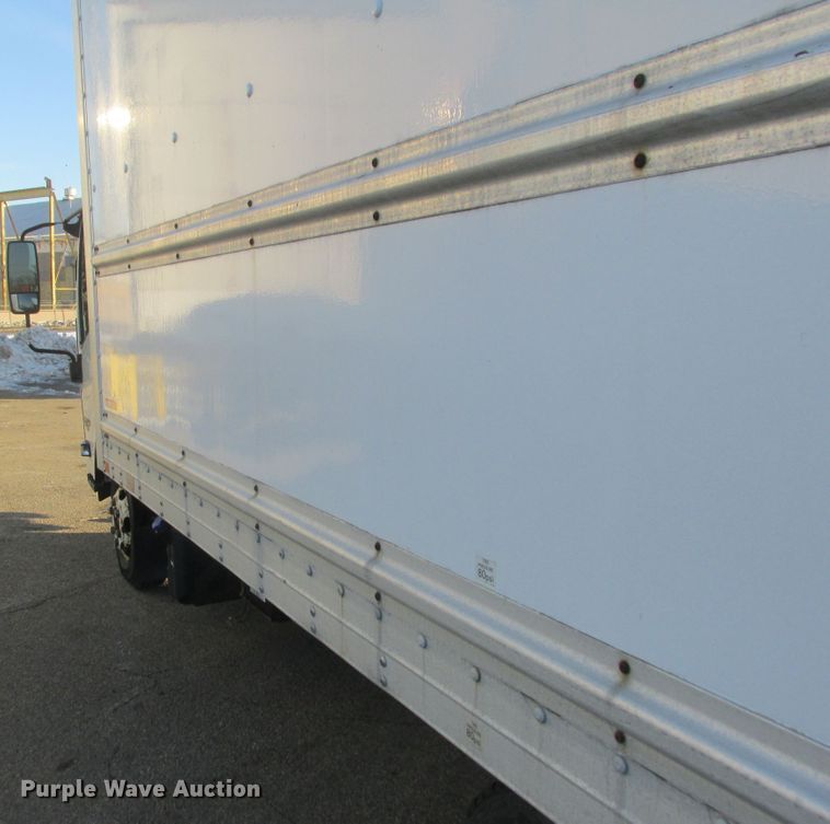 image for item DA8340 2011 Isuzu NPR HD box truck