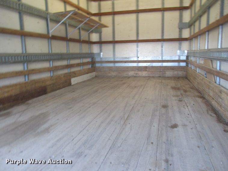 image for item DA8340 2011 Isuzu NPR HD box truck