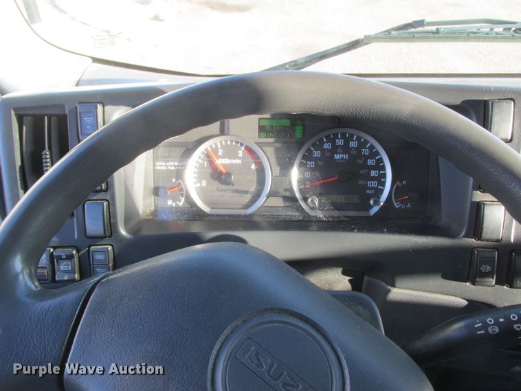 image for item DA8340 2011 Isuzu NPR HD box truck