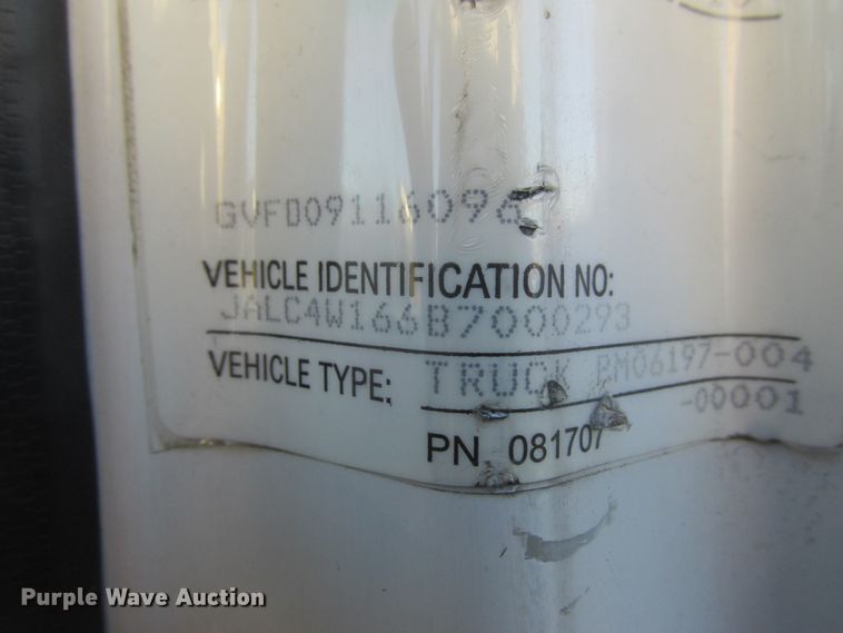 image for item DA8340 2011 Isuzu NPR HD box truck