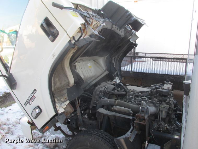 image for item DA8340 2011 Isuzu NPR HD box truck