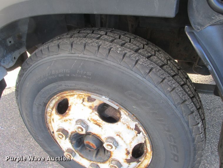 image for item DA8340 2011 Isuzu NPR HD box truck