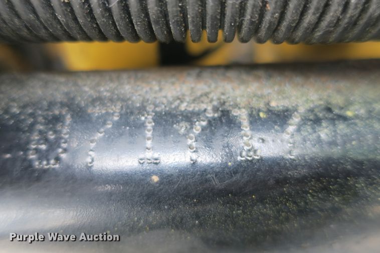 image for item DB10099 2005 Kenworth T600 semi truck