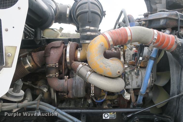 image for item DB10100 2007 Kenworth T600 semi truck