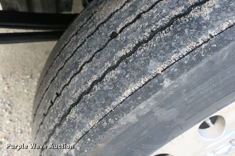 image for item DB10100 2007 Kenworth T600 semi truck