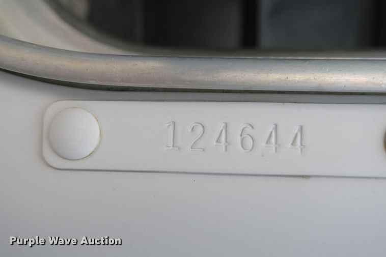 image for item DB10100 2007 Kenworth T600 semi truck