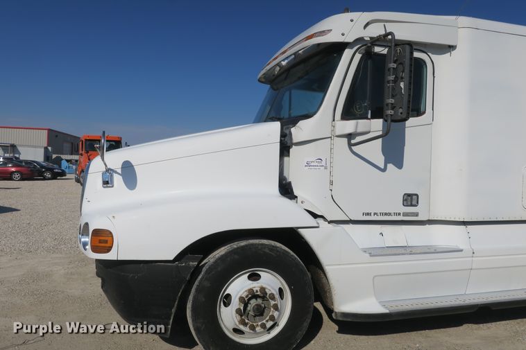 image for item DB10134 1997 Freightliner Century Class semi truck