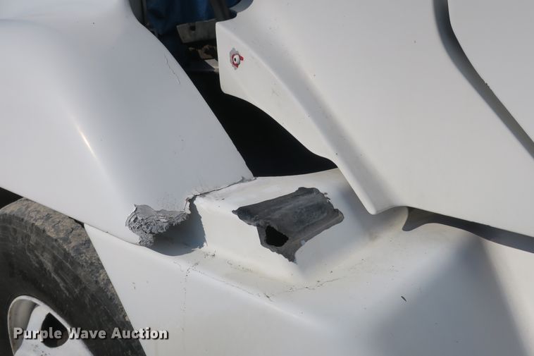 image for item DB10134 1997 Freightliner Century Class semi truck