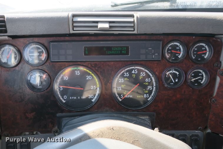 image for item DB10134 1997 Freightliner Century Class semi truck