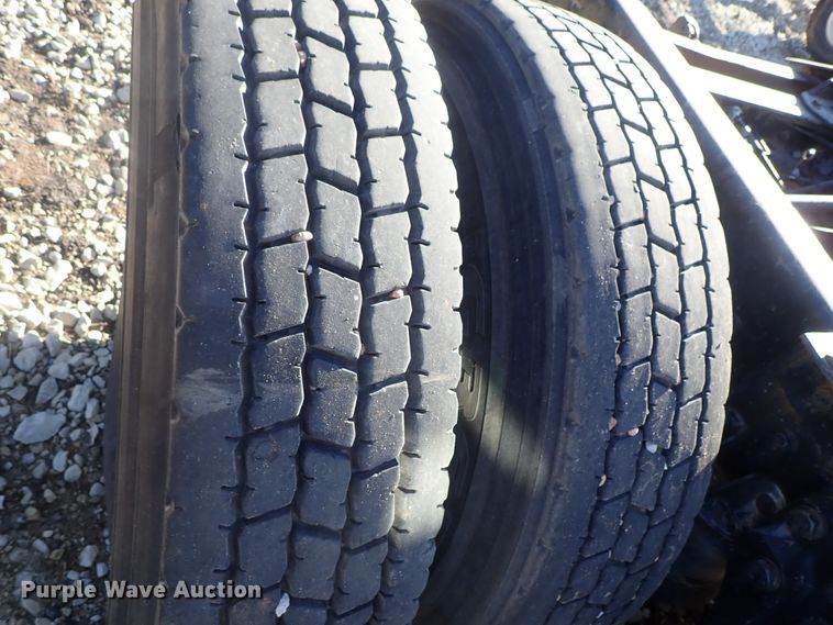 image for item DC3443 1993 Kenworth T450 semi truck