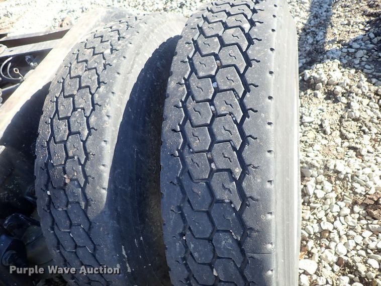 image for item DC3443 1993 Kenworth T450 semi truck