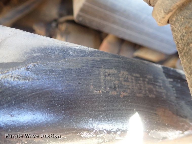 image for item DC3443 1993 Kenworth T450 semi truck